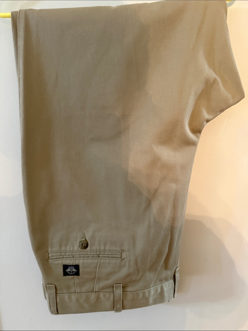 Dockers Pleated Khakis
Size 40x32